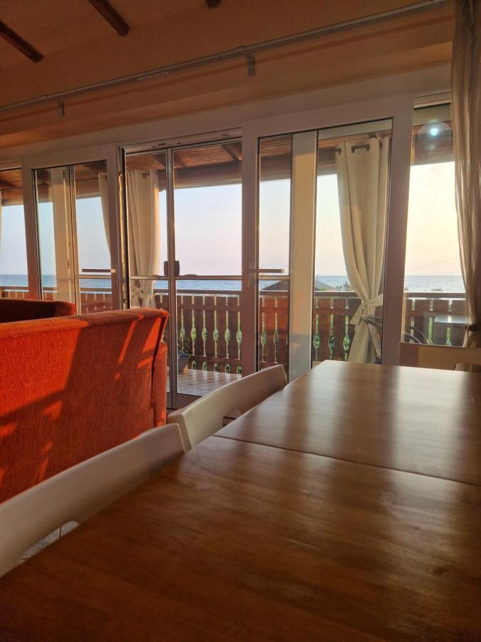 Bella Vista Nea Mesagkala